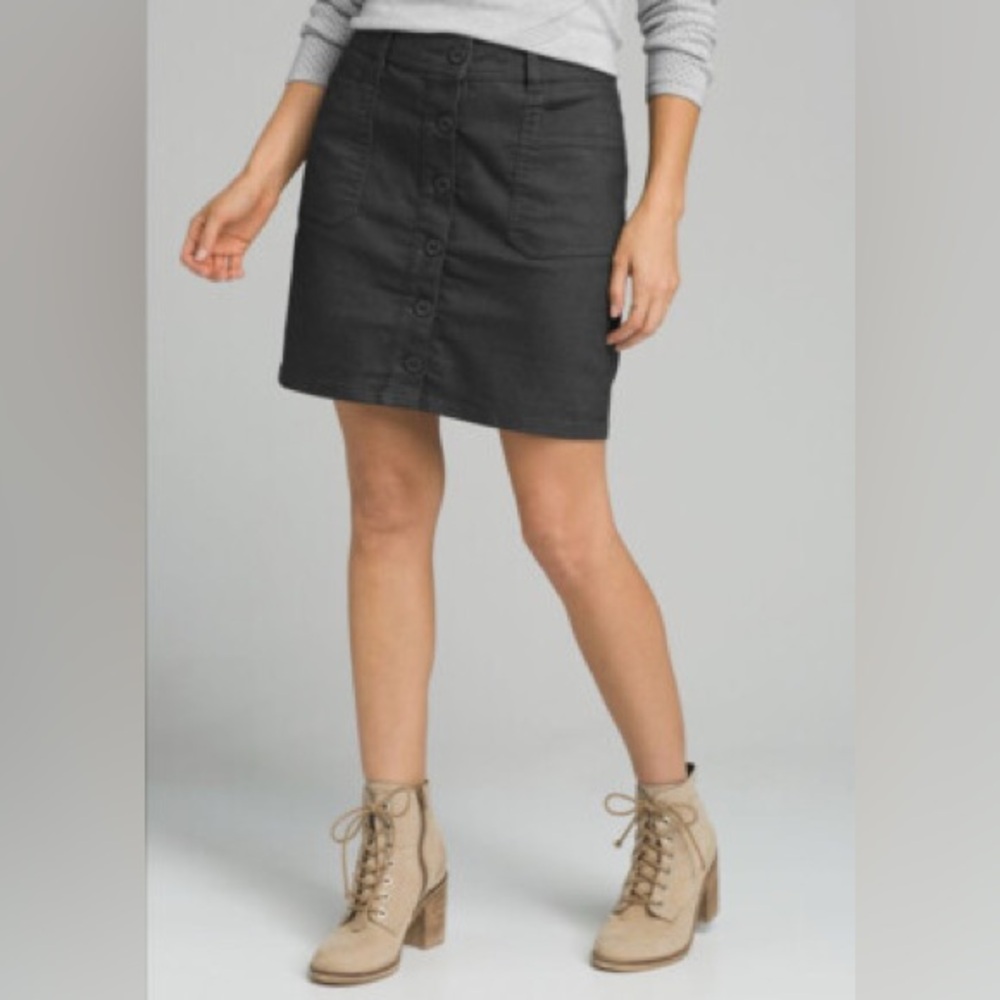 Prana Kara Button Front Mini Skirt NWOT Midnight Wash size 4 - Picture 2 of 7